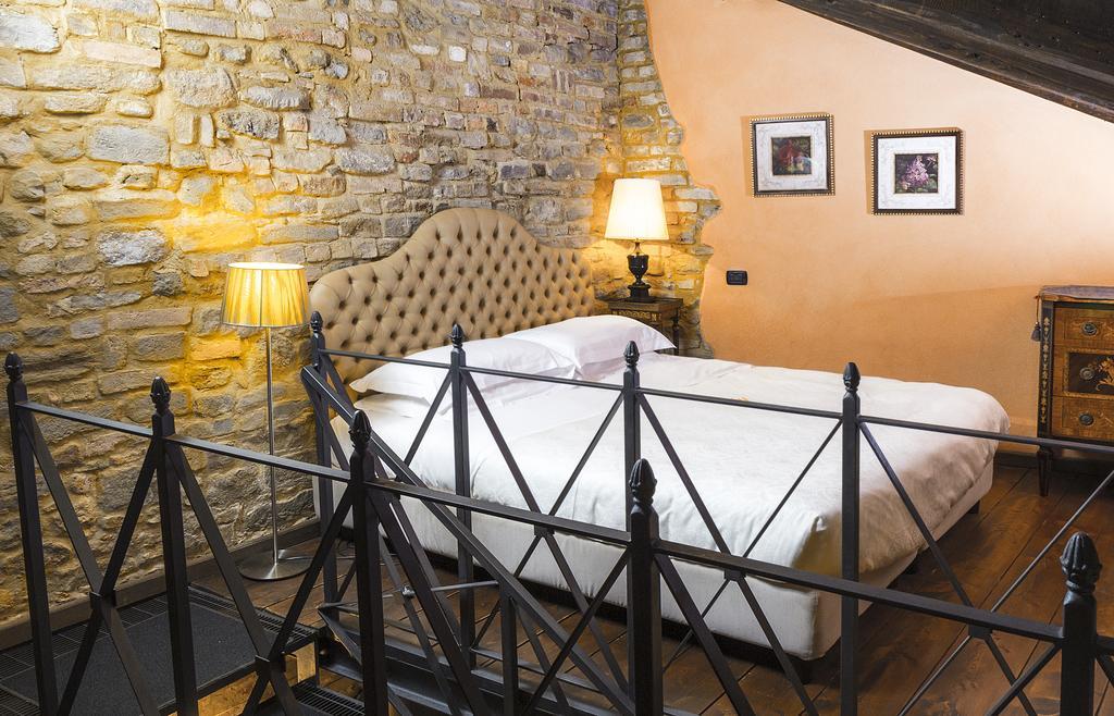 Dimora I Manichei Hotel Monforte D'Alba Eksteriør billede