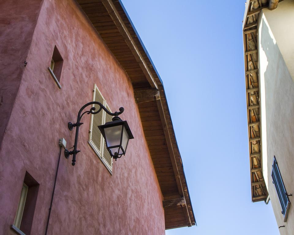 Dimora I Manichei Hotel Monforte D'Alba Eksteriør billede